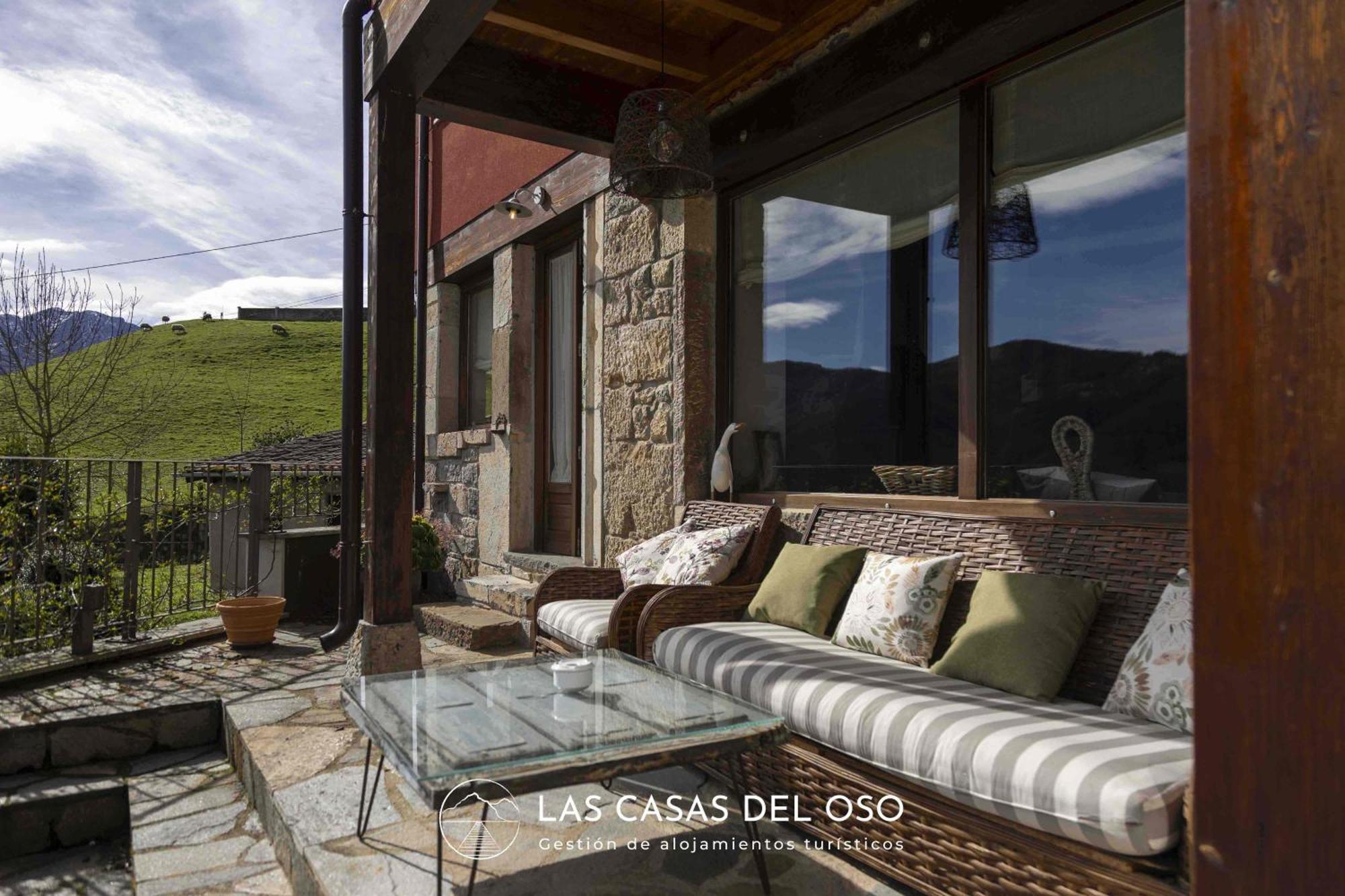 El Mirador De San Trocaya - Las Casas Del Oso Villamarcel Exterior photo