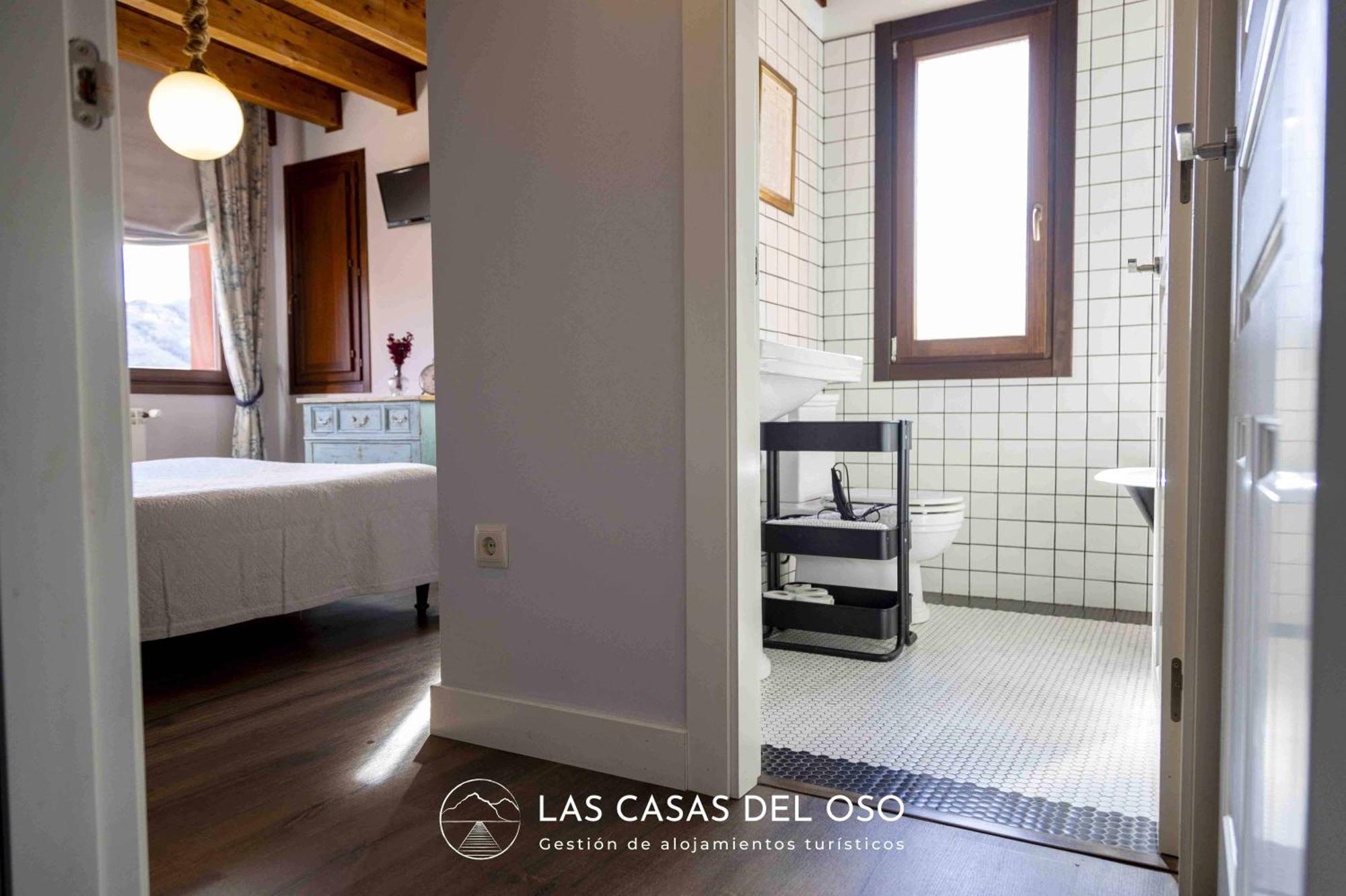 El Mirador De San Trocaya - Las Casas Del Oso Villamarcel Exterior photo