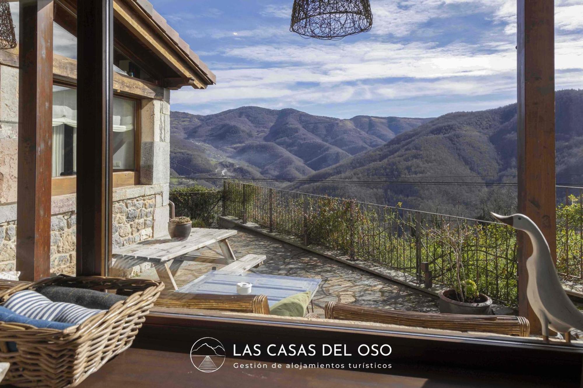 El Mirador De San Trocaya - Las Casas Del Oso Villamarcel Exterior photo